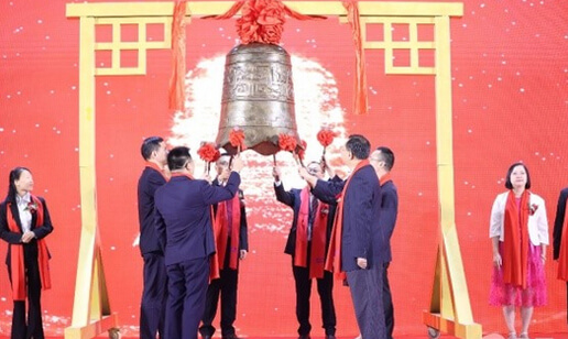 ���ֲ��ɷ��ֳ��ϰ���������һ������п�̵�ر����ҵ